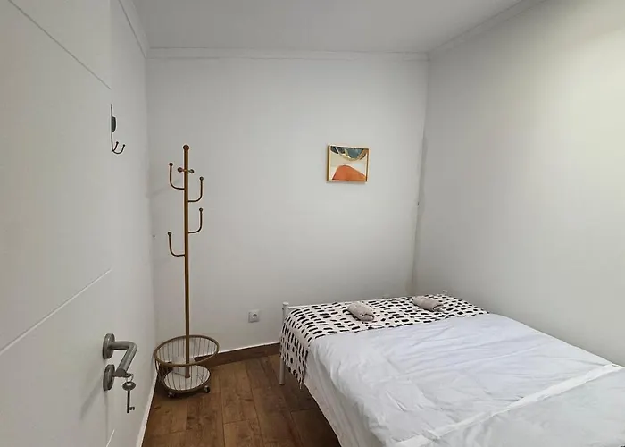 Cascais Garden 105 Bicas